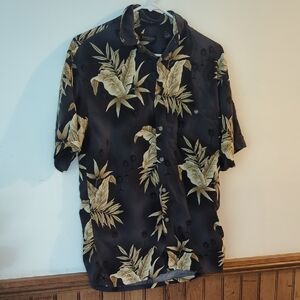 Van Heusen Black and Tan Men's Shirt Button down